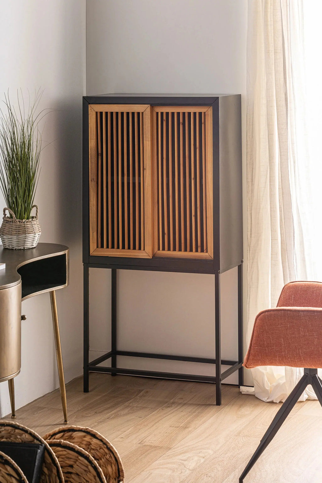 Armoire 2 Portes en Bois Clair LOMQUI - 140 cm KODU