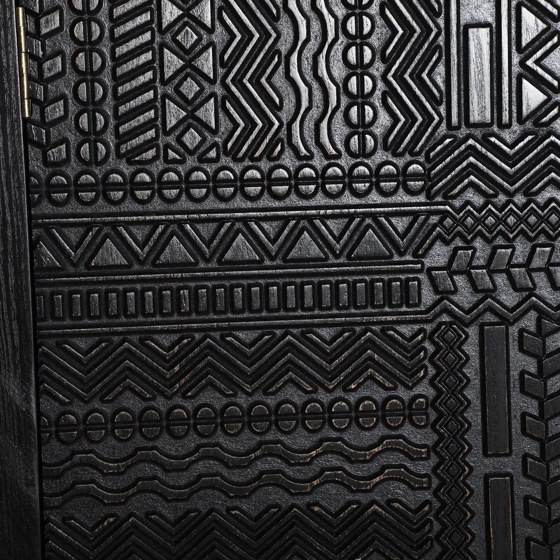 Buffet 4 Portes en Bois de Frêne Noir ANTRIM - 156 cm KODU