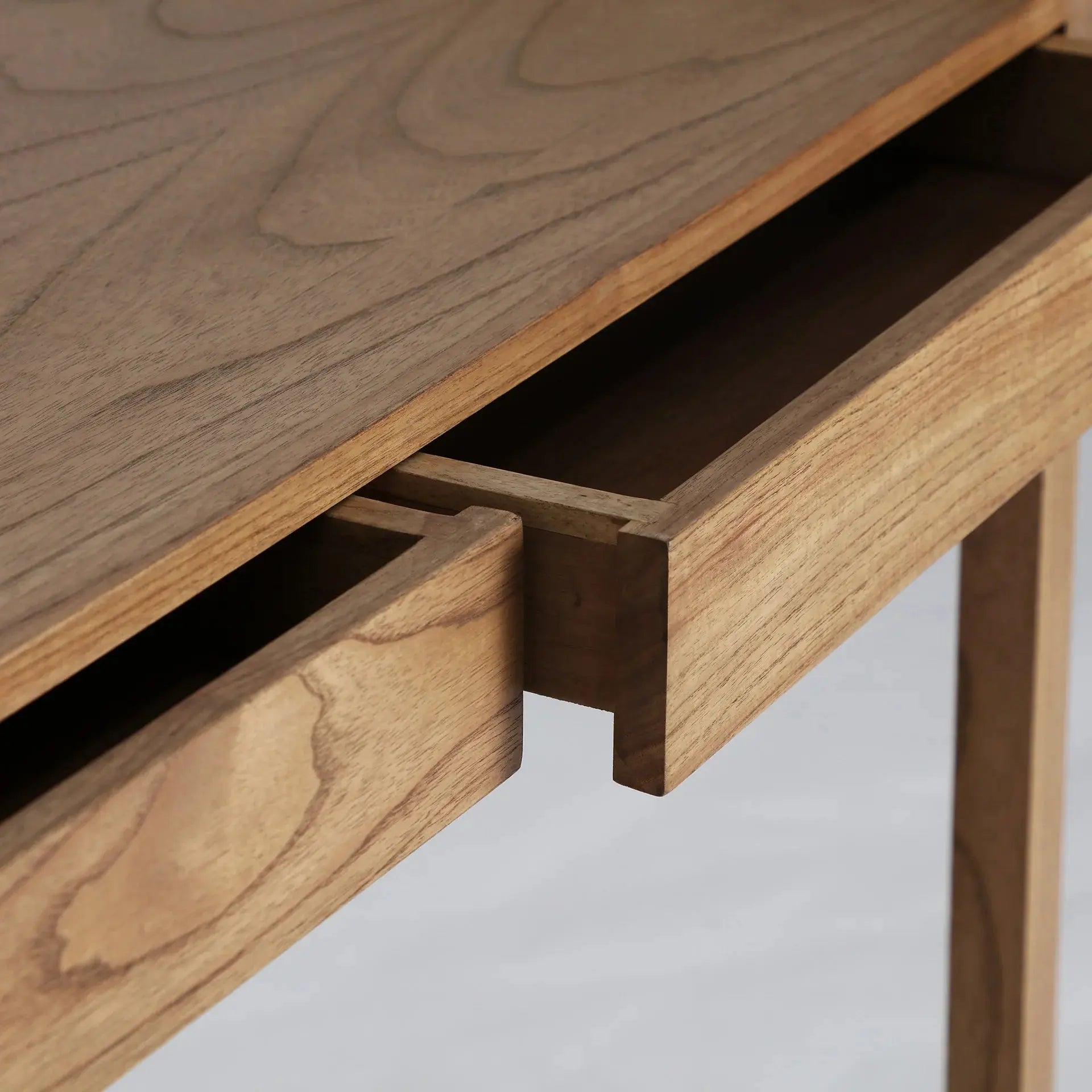 Bureau de Chambre en Bois de Mindi Marron LECCE - 120 x 60 cm KODU