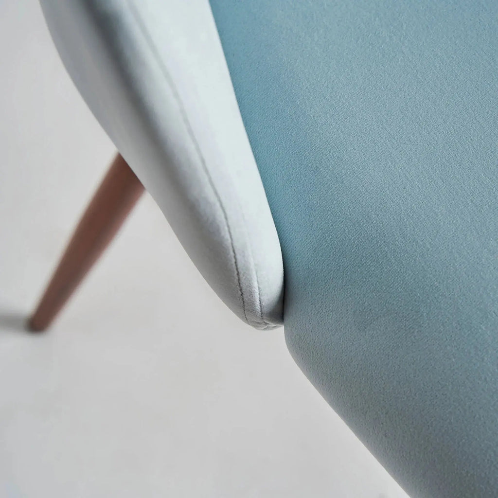 Chaise de Salle à Manger Tissu Velours Bleu Clair LULA - 50 x 55 cm KODU