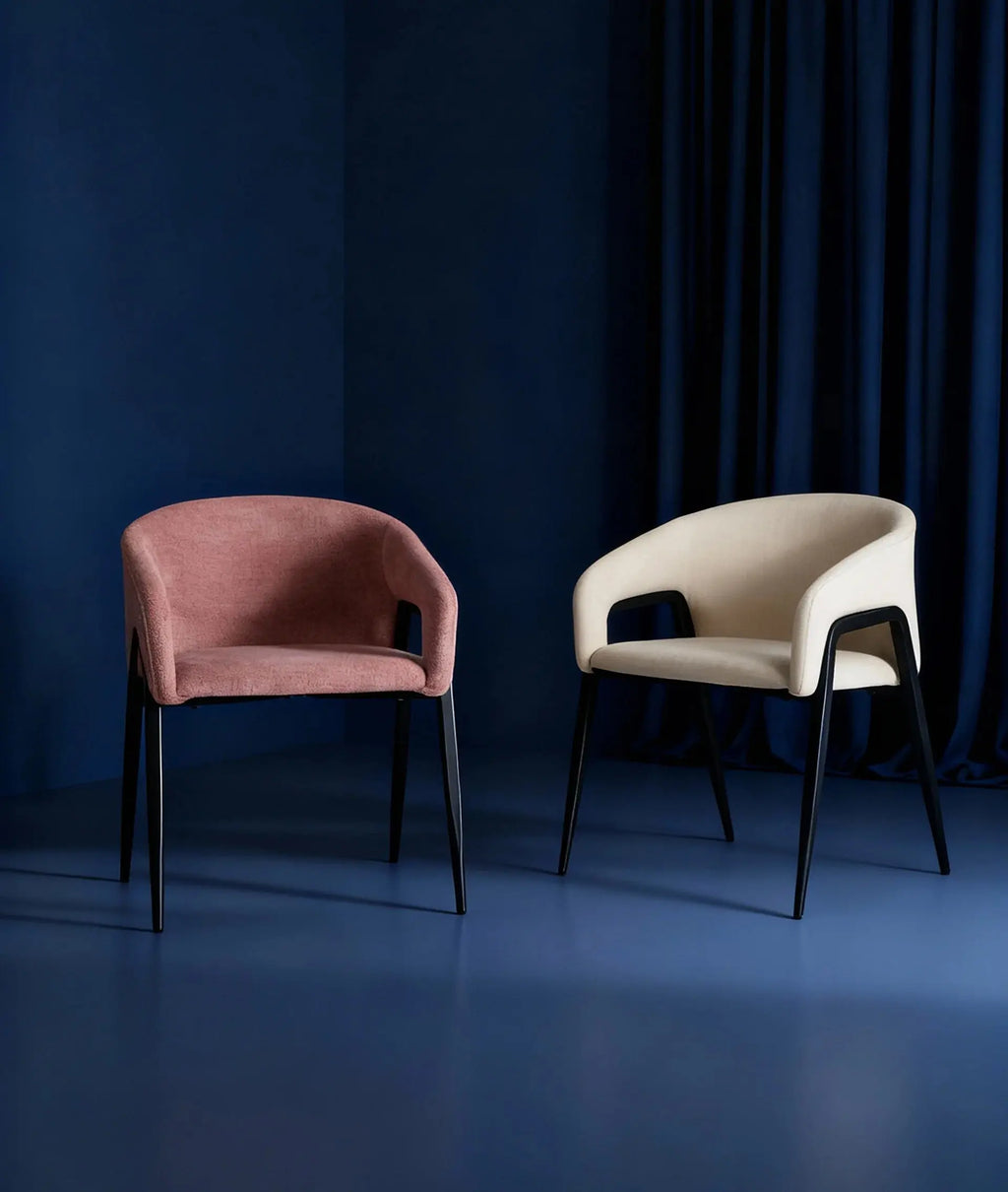 Chaise de Salle à Manger avec Accoudoirs Rose Pâle AREN - 55 x 58 cm KODU