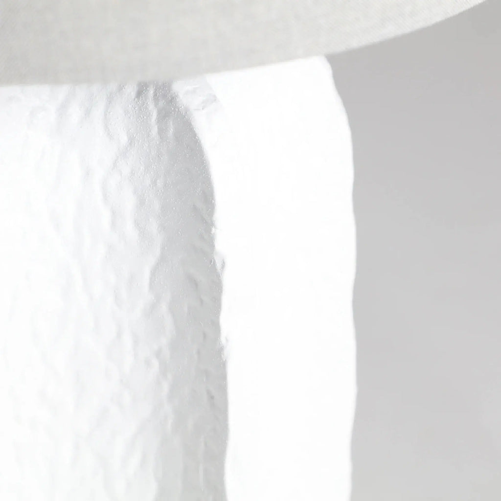Lampe De Salon Queila céramique blanche design artisanal - 38 x 65 cm KODU
