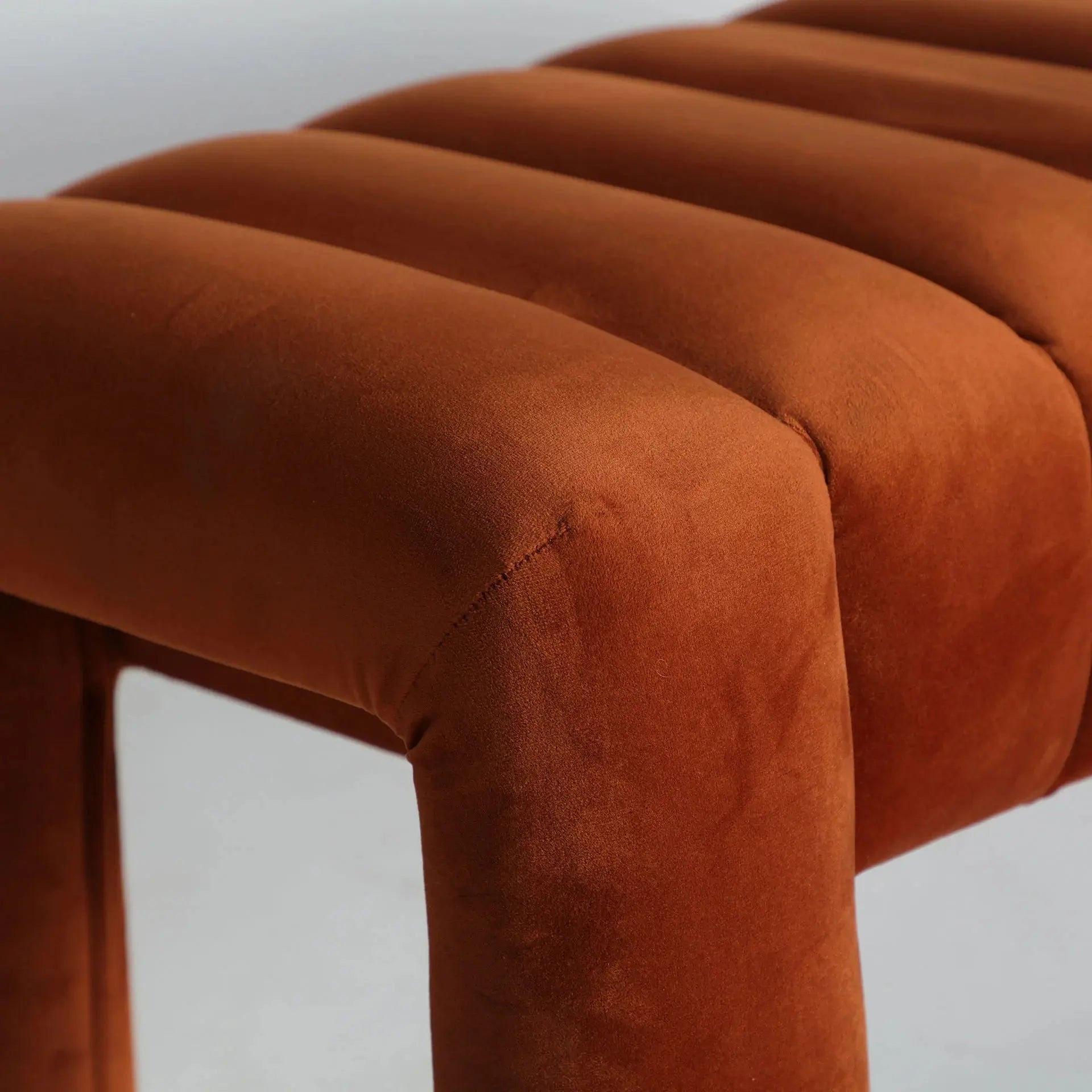 Pied de Lit Pliable en Velours Ambré HALLE - 127 x 43 cm KODU
