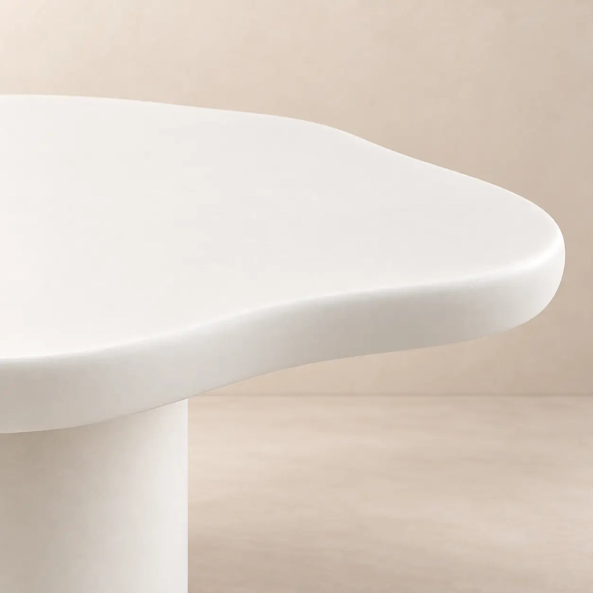 Table Basse Asymétrique en Béton Ciré PURE - De 70 à 100 cm Hawali Home