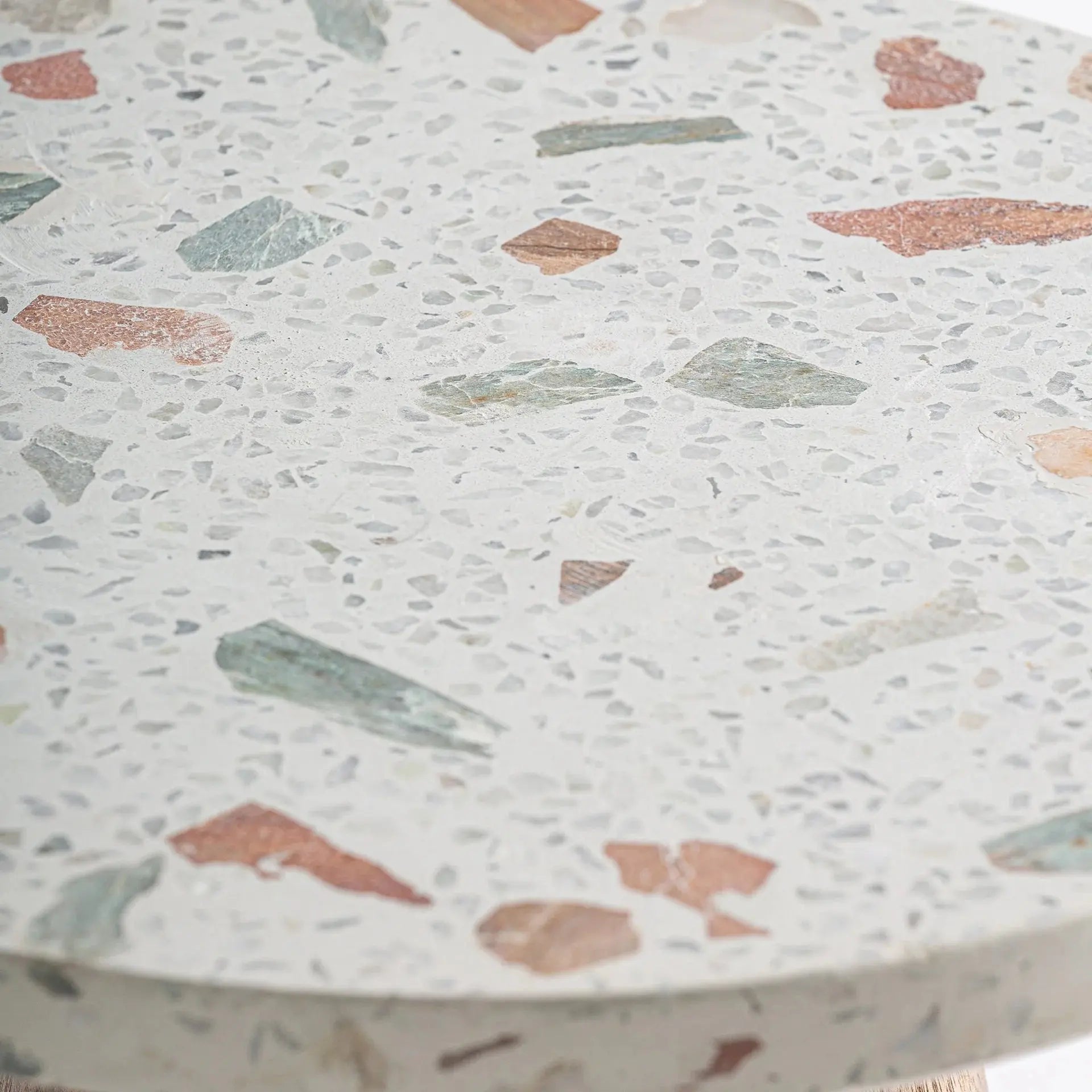 Table Basse Ronde en Terrazo Blanc et Bois de Manguier Brun LAUTREC - 80 cm KODU