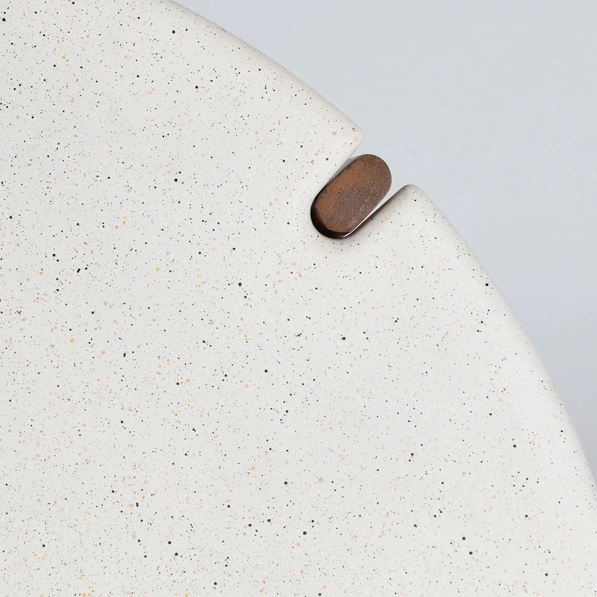 Table Basse de Salon en Bois de Manguier Brun avec MDF Blanc LAAX - 80 cm KODU