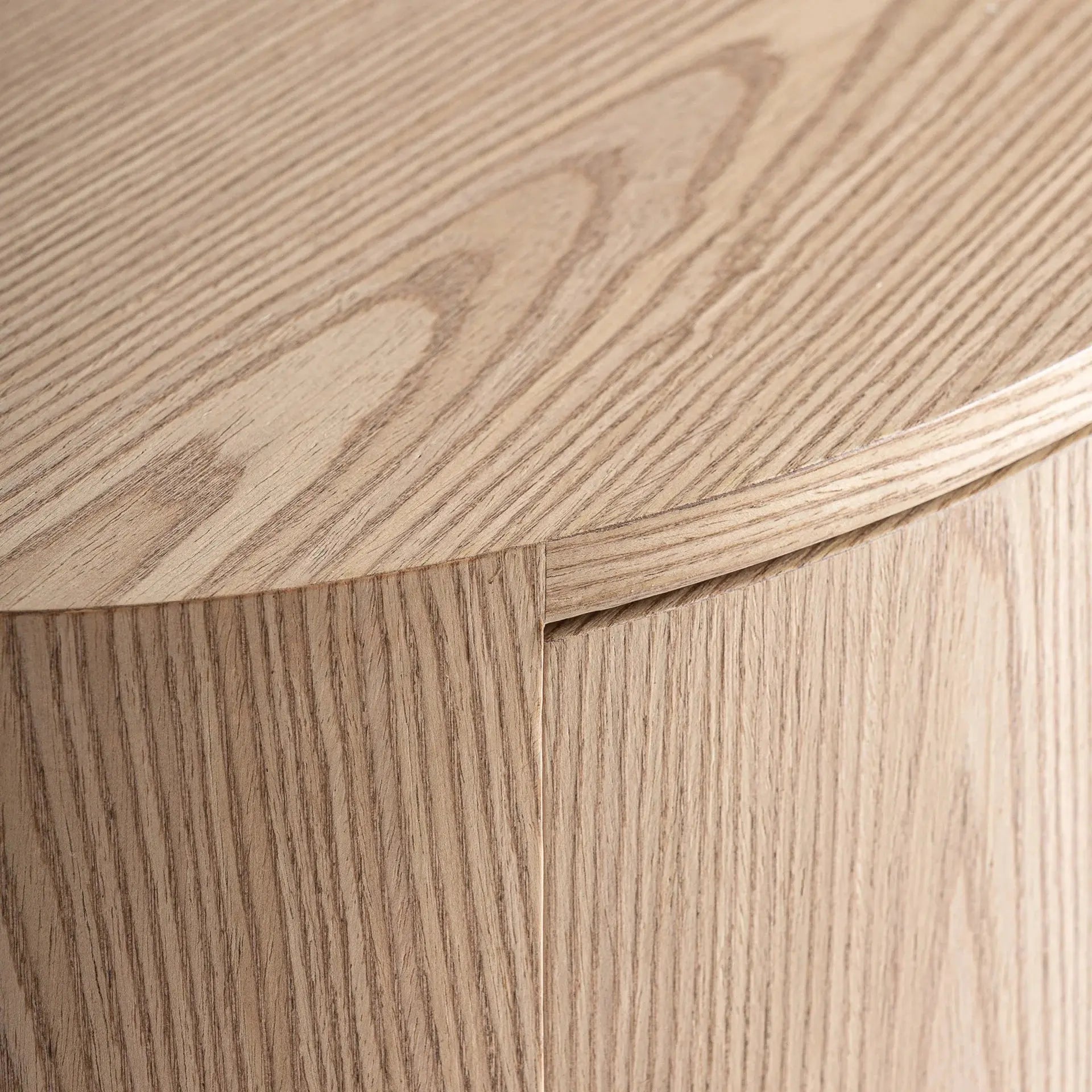 Table De Chevet en Bois MDF et Placage Bois LIRA - 56 x 41 cm KODU