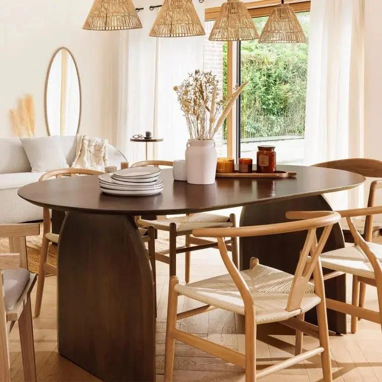 Table à Manger Ovale en Bois Massif BAÏA Brun clair - 200 x 100 cm Hawali Home