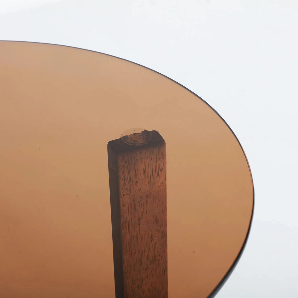 Table d'Appoint de Bout de Canapé en Bois d'Hévéa Brun et Plateau en Verre Trempé Brun LUBECA - 50 cm KODU