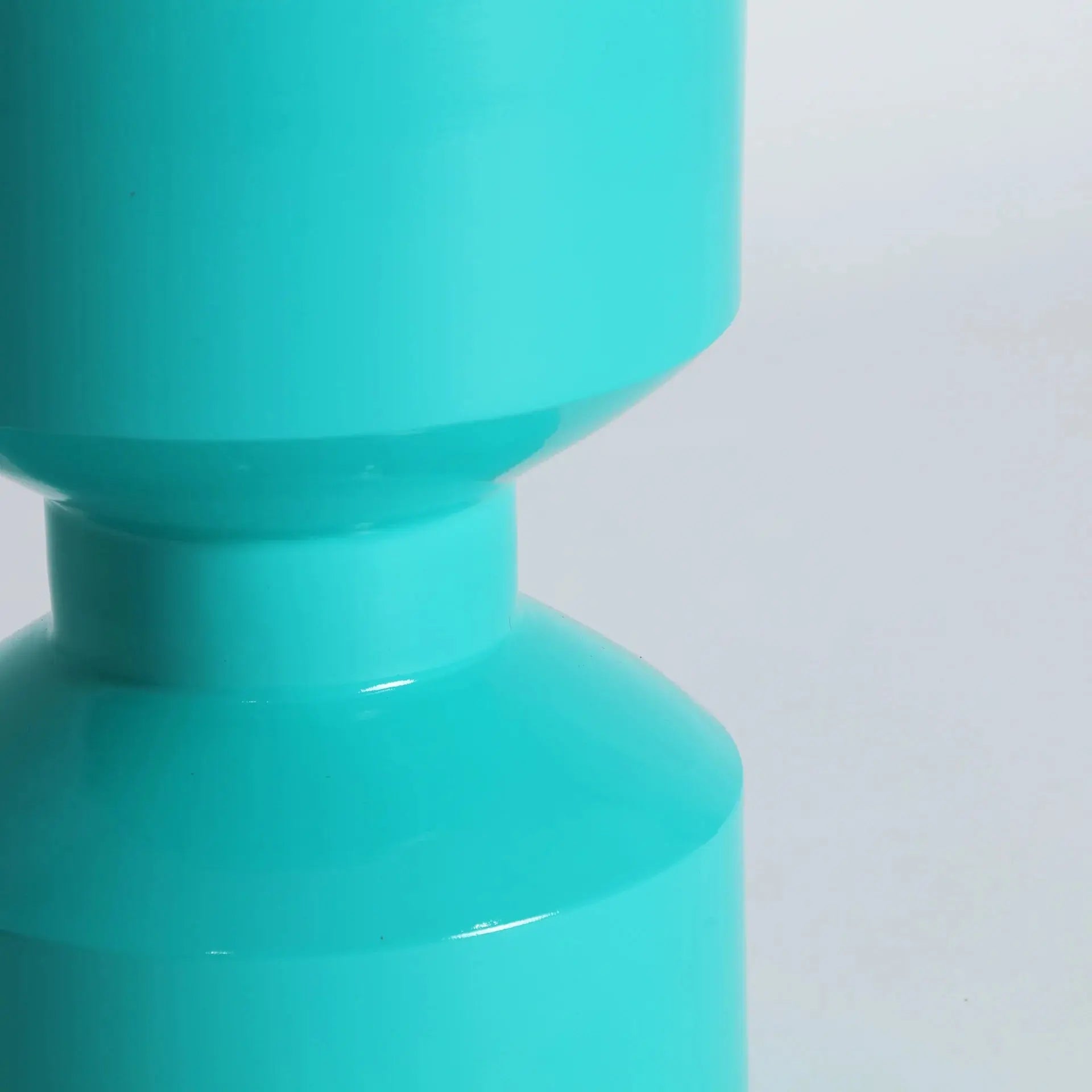 Table d'Appoint de Bout de Canapé en Fer Turquoise avec Finition Brillante POP - 31 cm KODU