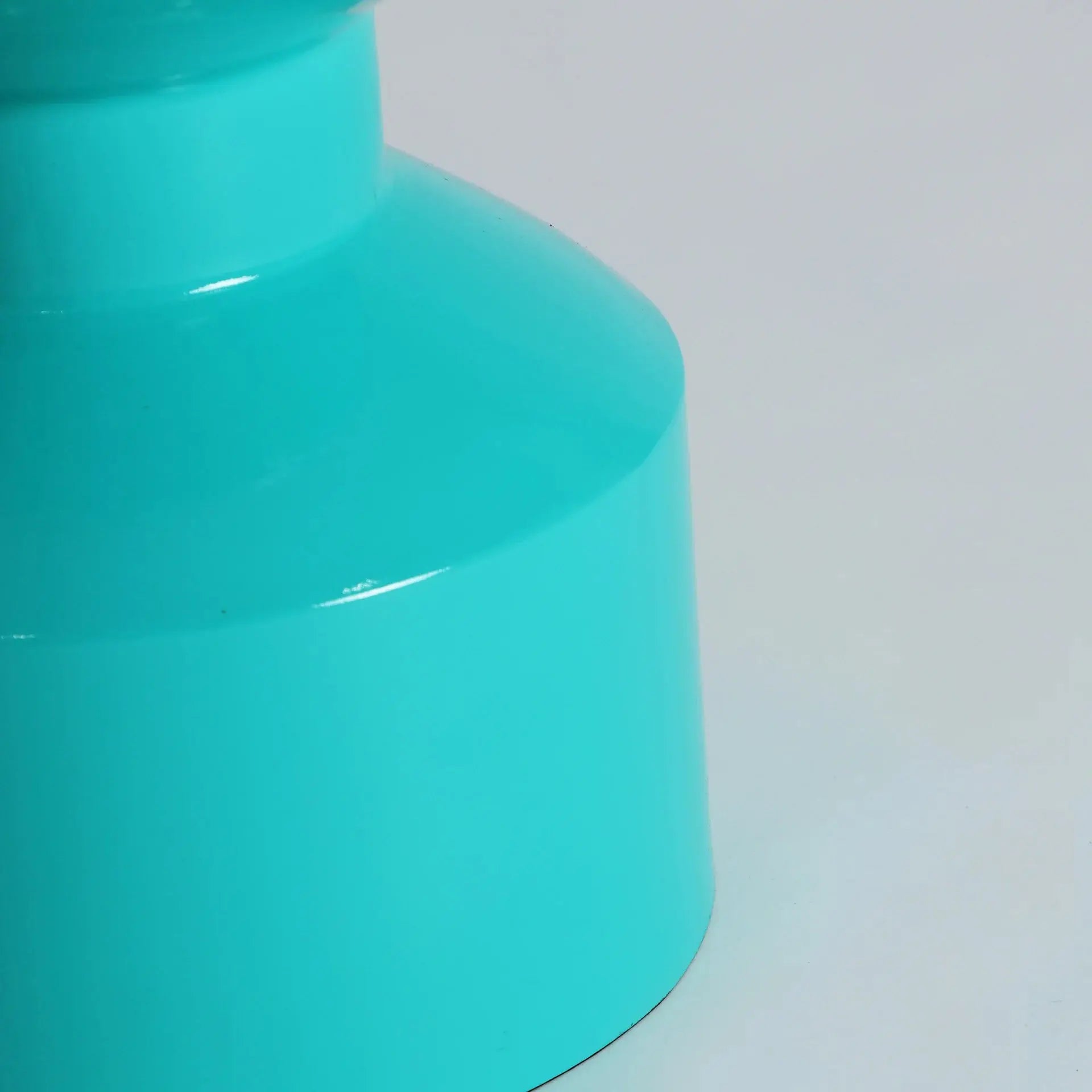 Table d'Appoint de Bout de Canapé en Fer Turquoise avec Finition Brillante POP - 31 cm KODU