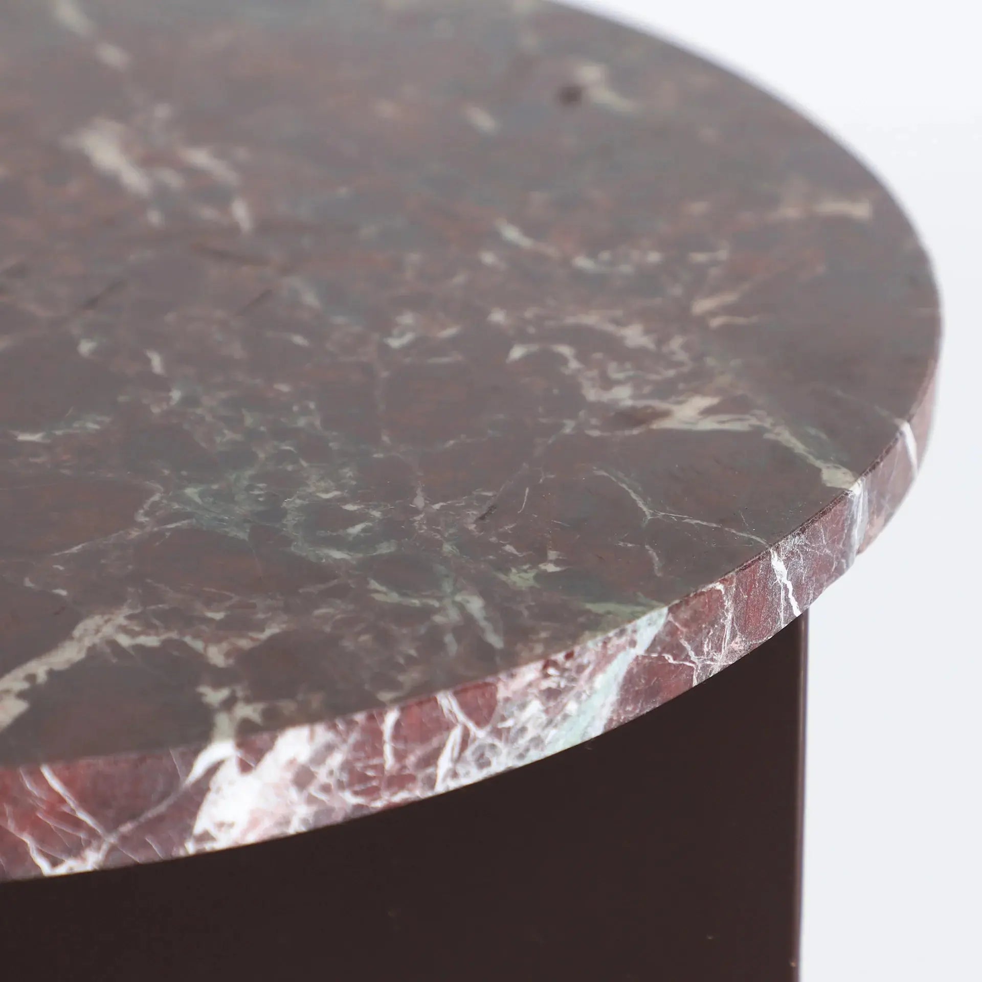 Table d'Appoint de Bout de Canapé en Fer brillant Chocolat et Marbre Synthétique Veteado - 37 cm KODU
