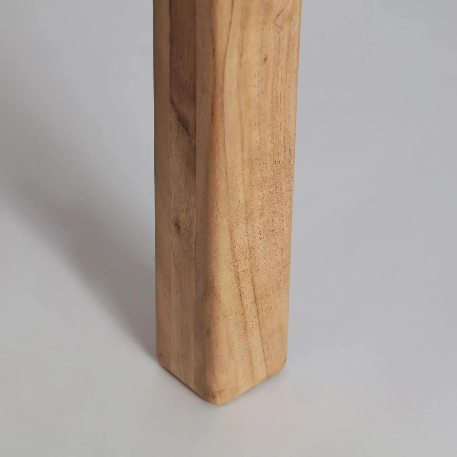 Table de Salle à Manger en Bois d'Acacia Brun Clair BREIL - 100 x 100 cm KODU