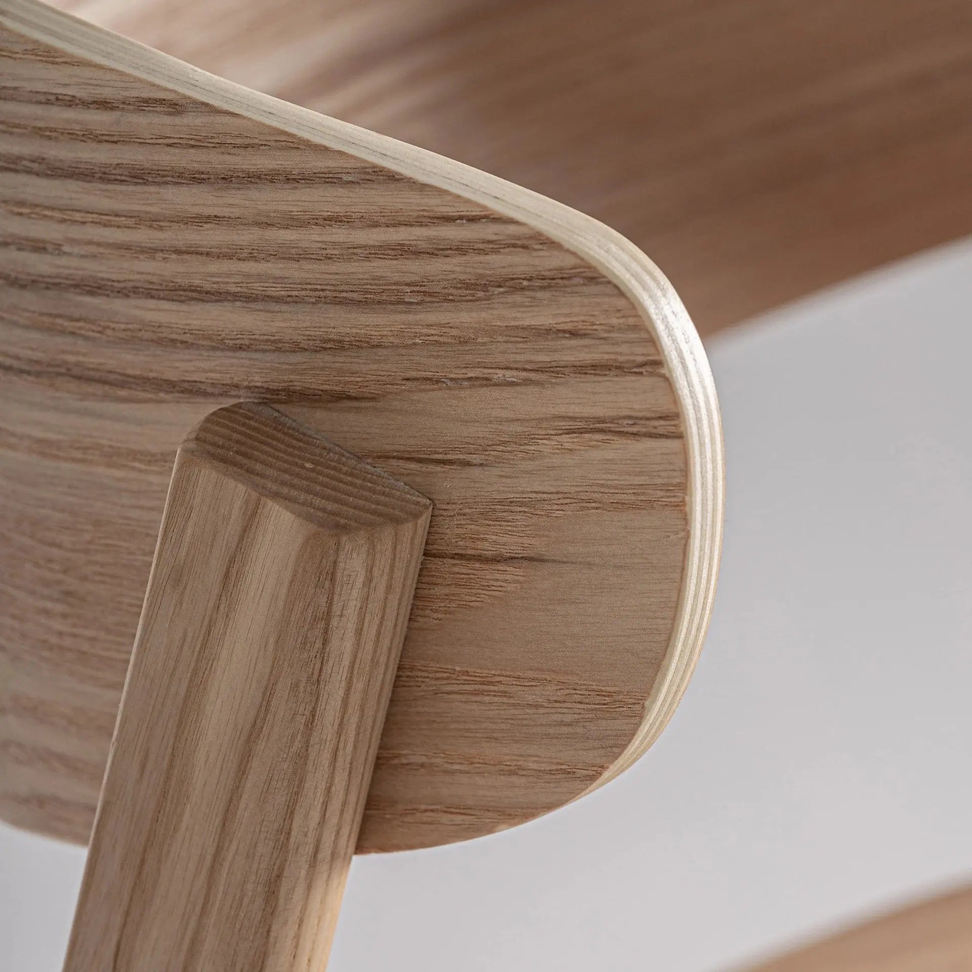 Tabouret de Bar en Bois de Frêne WIELER - 48 x 50 cm KODU