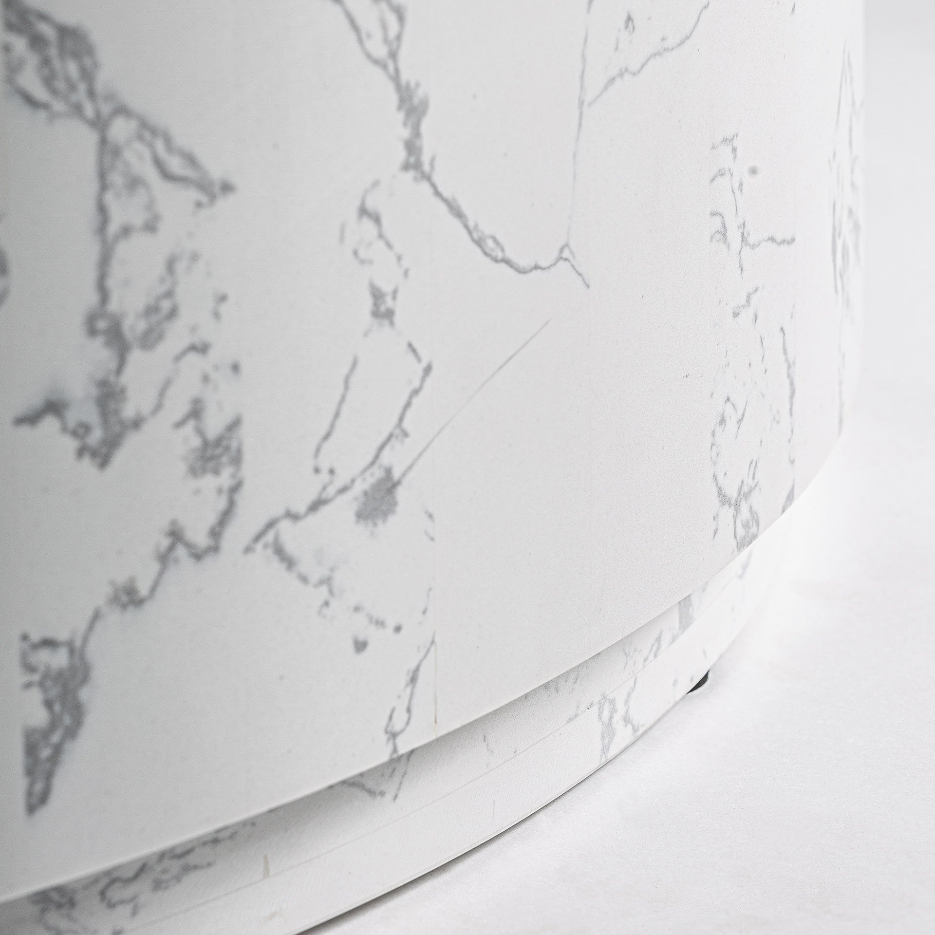 Table Basse Ronde Pierre Frittée Blanche 90 cm | VICAL VONNAS